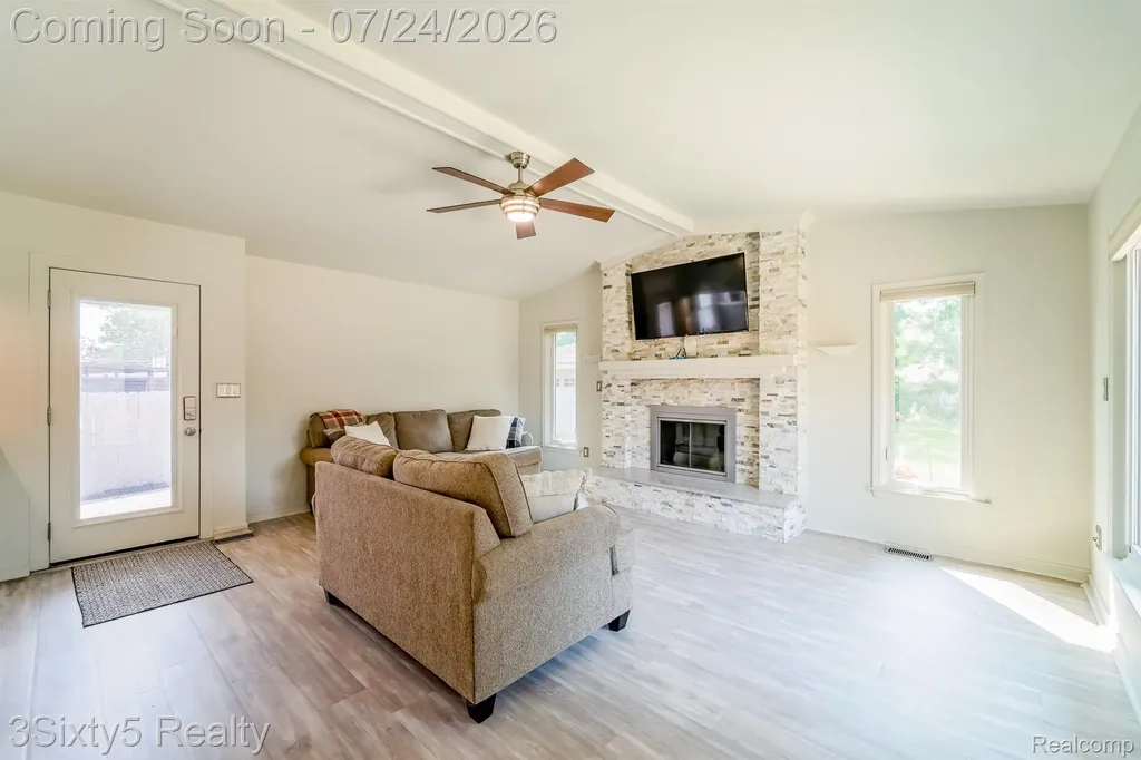 3655 S Longmeadow Road Trenton City MI 48183