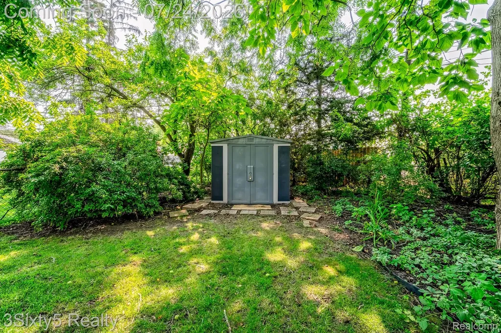 3655 S Longmeadow Road Trenton City MI 48183
