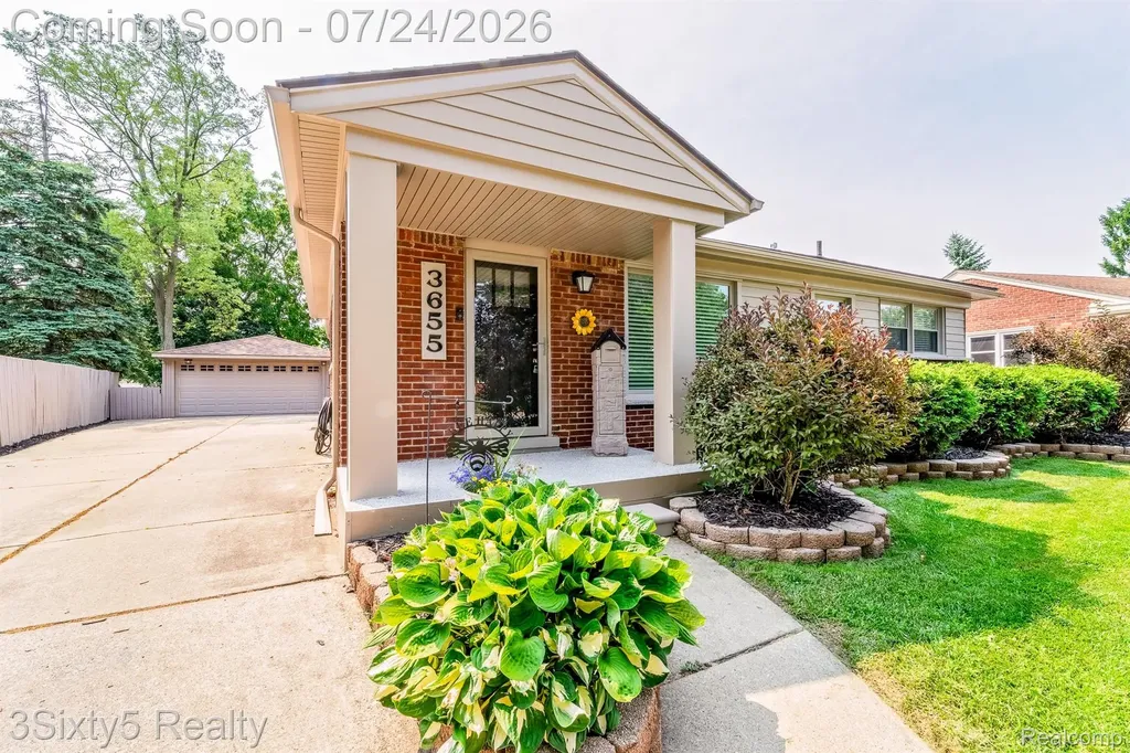 3655 S Longmeadow Road Trenton City MI 48183