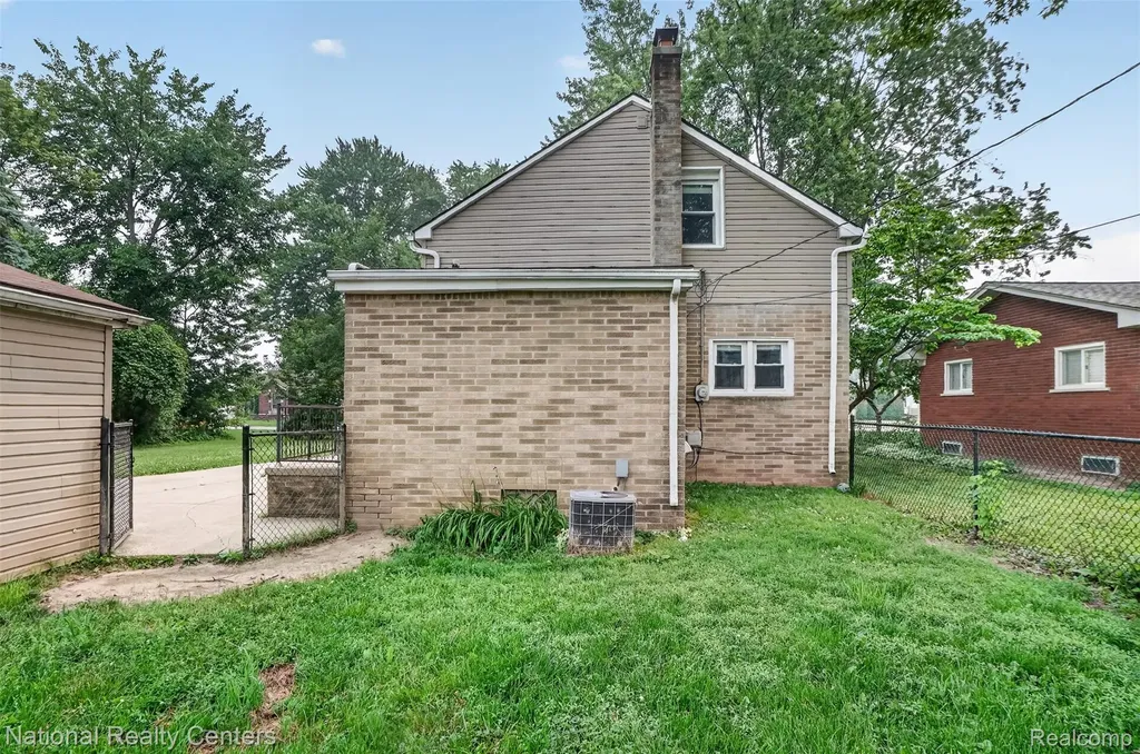 15252 Drysdale Street Southgate City MI 48195