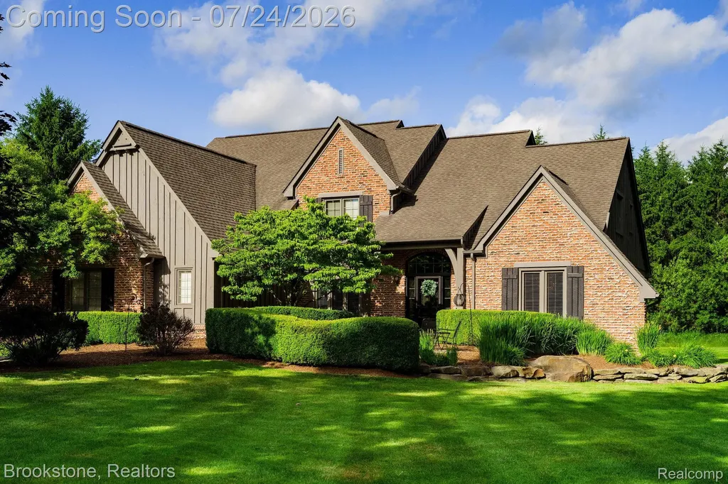 7768 Somerhill Lane Springfield Charter Township MI 48348