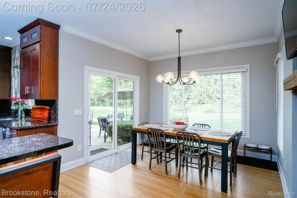 7768 Somerhill Lane Springfield Charter Township MI 48348