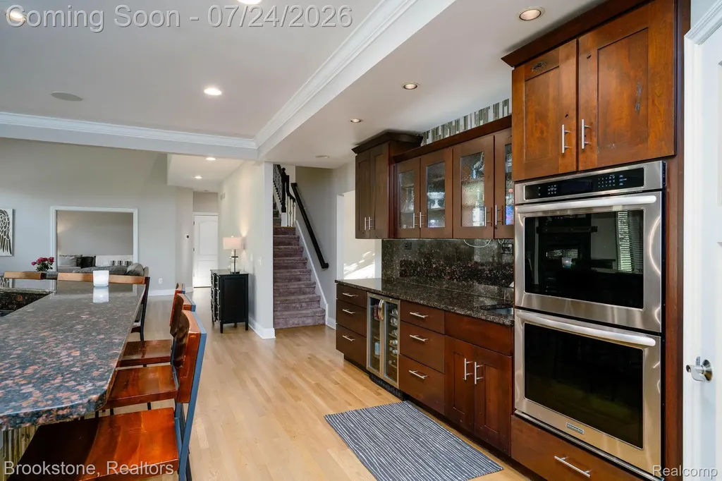 7768 Somerhill Lane Springfield Charter Township MI 48348