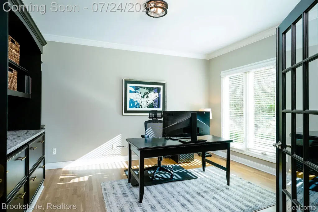 7768 Somerhill Lane Springfield Charter Township MI 48348