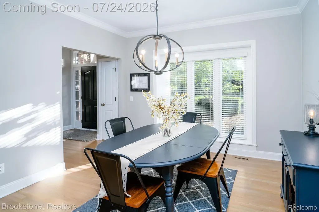 7768 Somerhill Lane Springfield Charter Township MI 48348