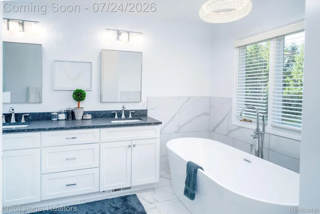 7768 Somerhill Lane Springfield Charter Township MI 48348