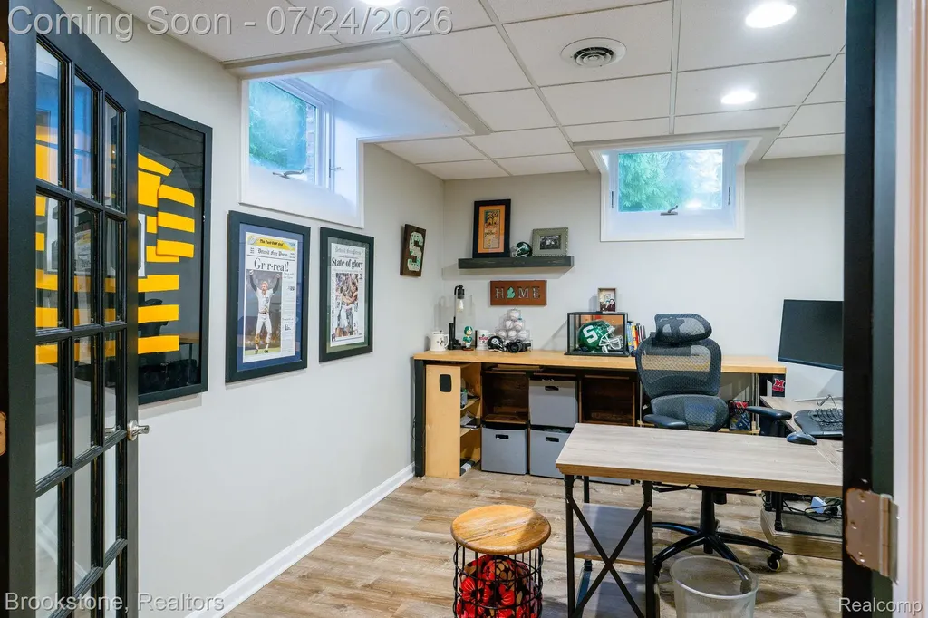 7768 Somerhill Lane Springfield Charter Township MI 48348