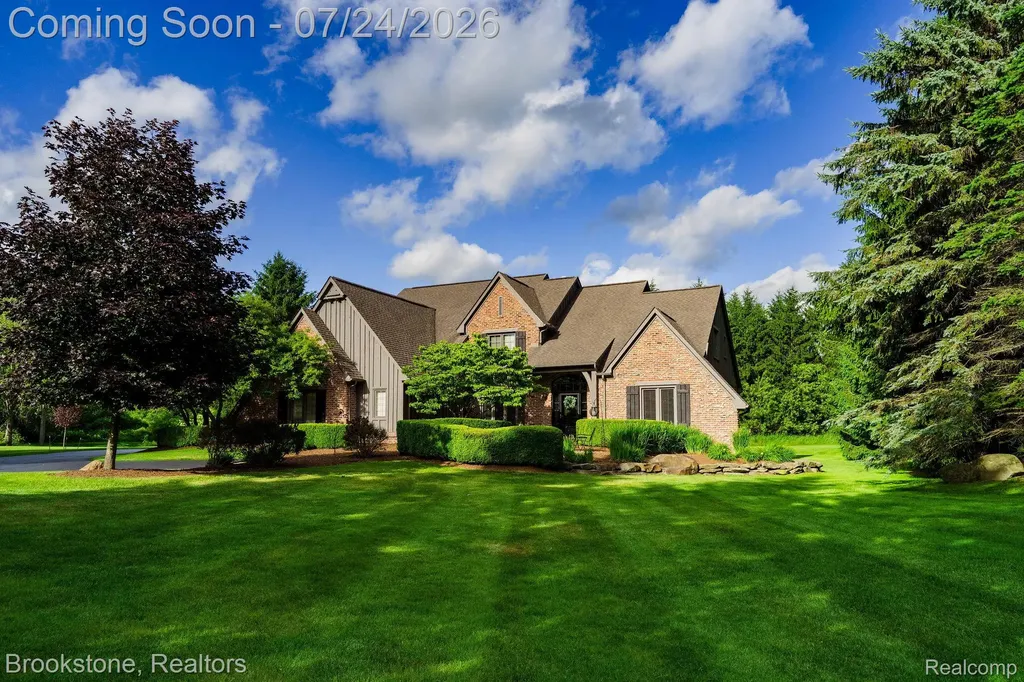 7768 Somerhill Lane Springfield Charter Township MI 48348
