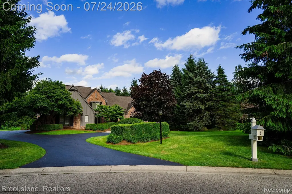 7768 Somerhill Lane Springfield Charter Township MI 48348