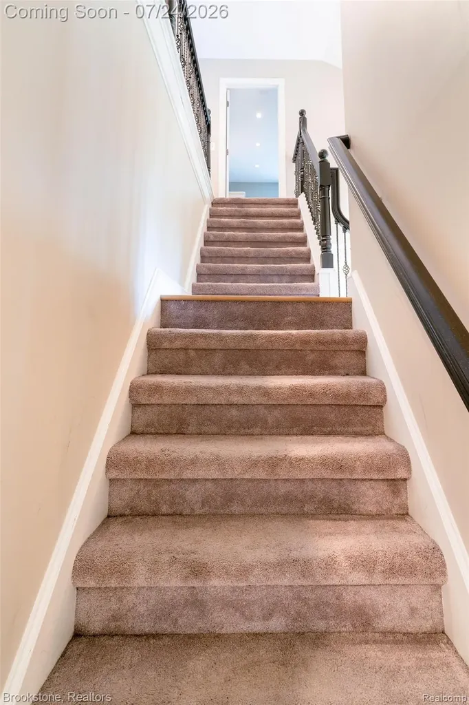 7768 Somerhill Lane Springfield Charter Township MI 48348