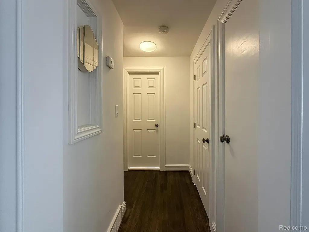 1208 Genella Street Waterford Charter Township MI 48328
