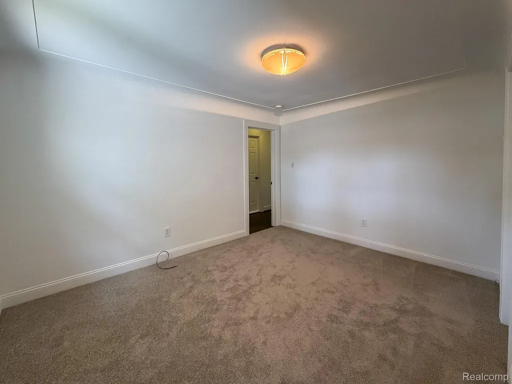 1208 Genella Street Waterford Charter Township MI 48328