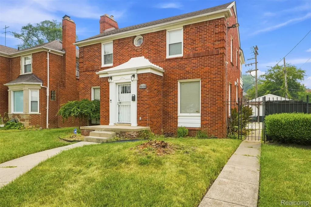 16130 Whitcomb Street Detroit City MI 48235