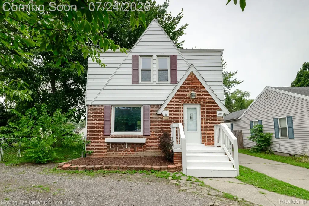 2037 Vivian Road Frenchtown Township MI 48162