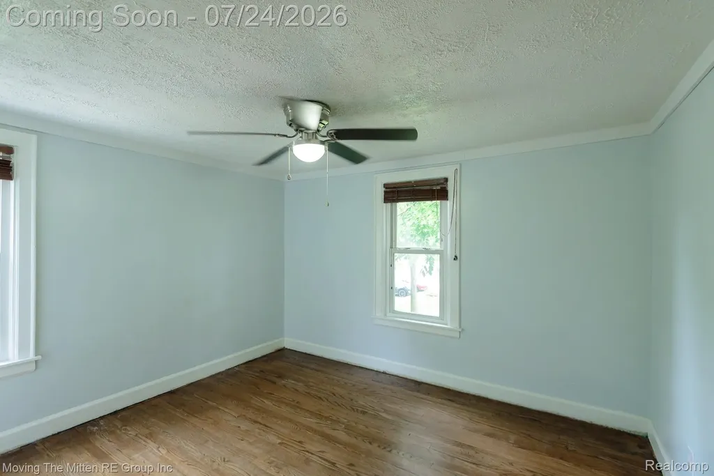 2037 Vivian Road Frenchtown Township MI 48162