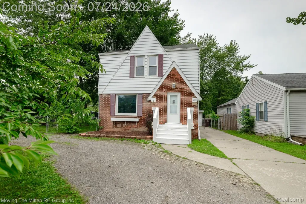 2037 Vivian Road Frenchtown Township MI 48162