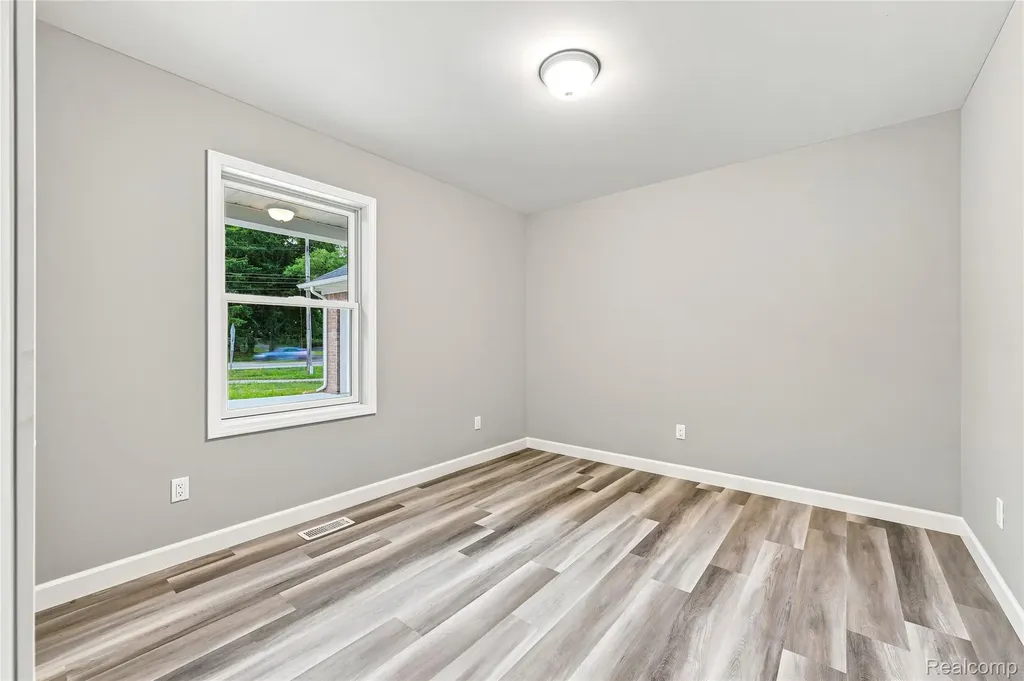 3907 Pontiac Lake Road Waterford Charter Township MI 48328
