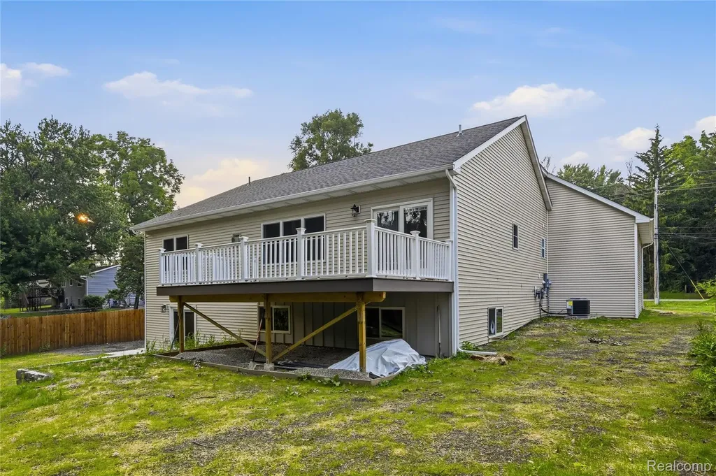 3907 Pontiac Lake Road Waterford Charter Township MI 48328