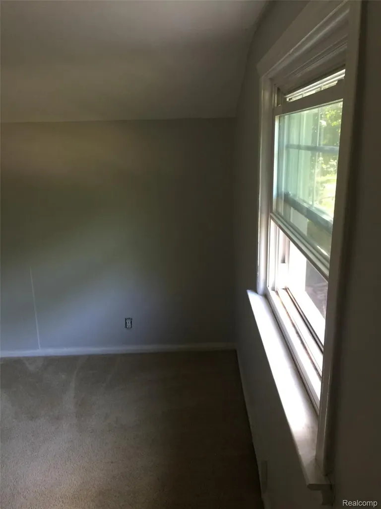 335 Midland Boulevard Royal Oak City MI 48073