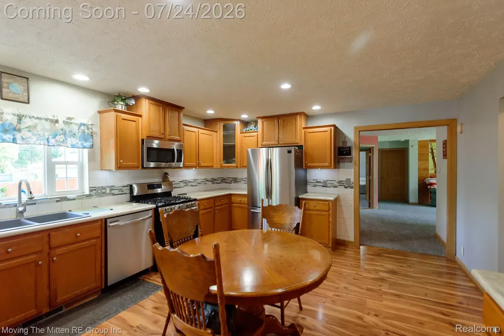 37460 Tyler Road Romulus City MI 48174