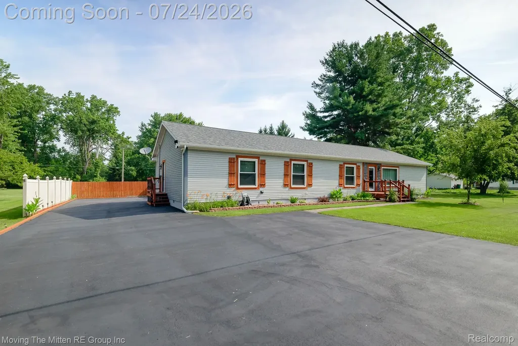 37460 Tyler Road Romulus City MI 48174