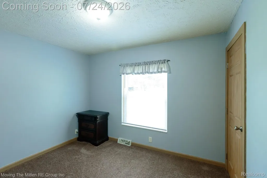 37460 Tyler Road Romulus City MI 48174