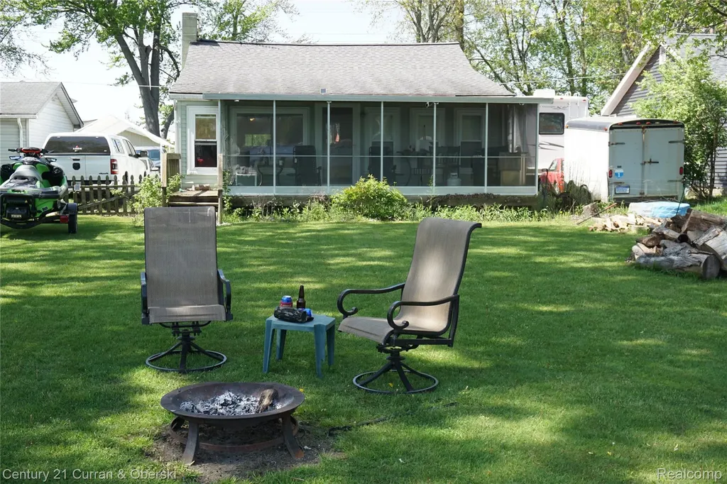 11853 Patterson Lake Drive Unadilla Township MI 48169