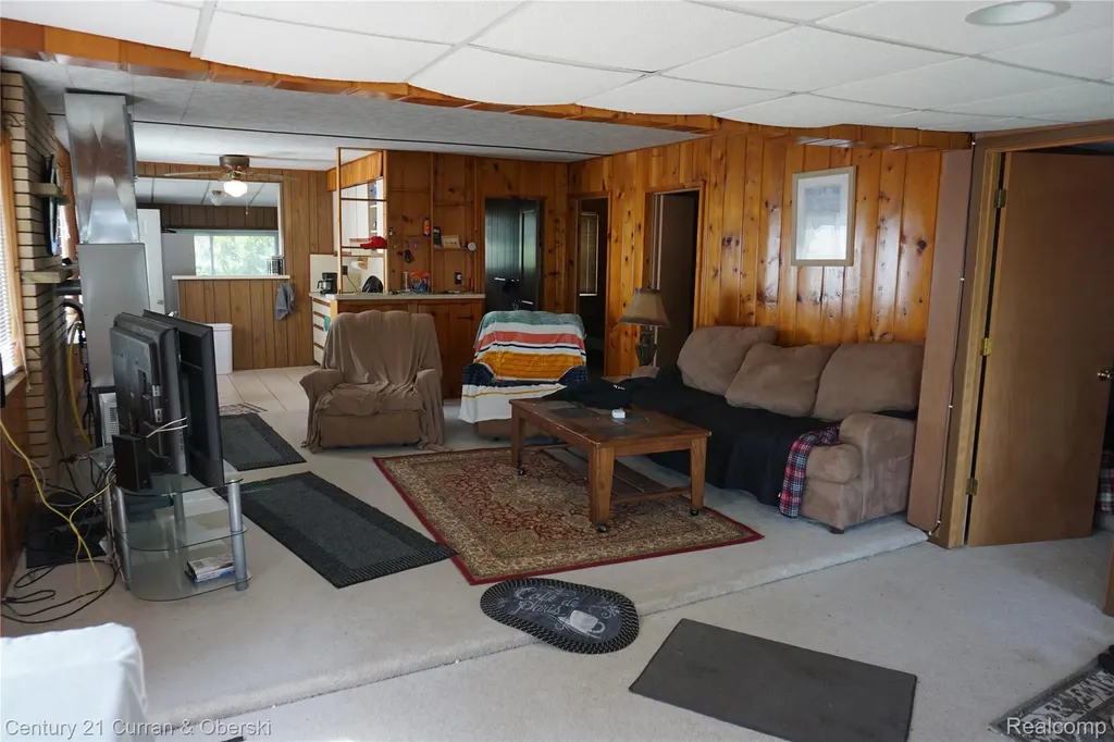 11853 Patterson Lake Drive Unadilla Township MI 48169