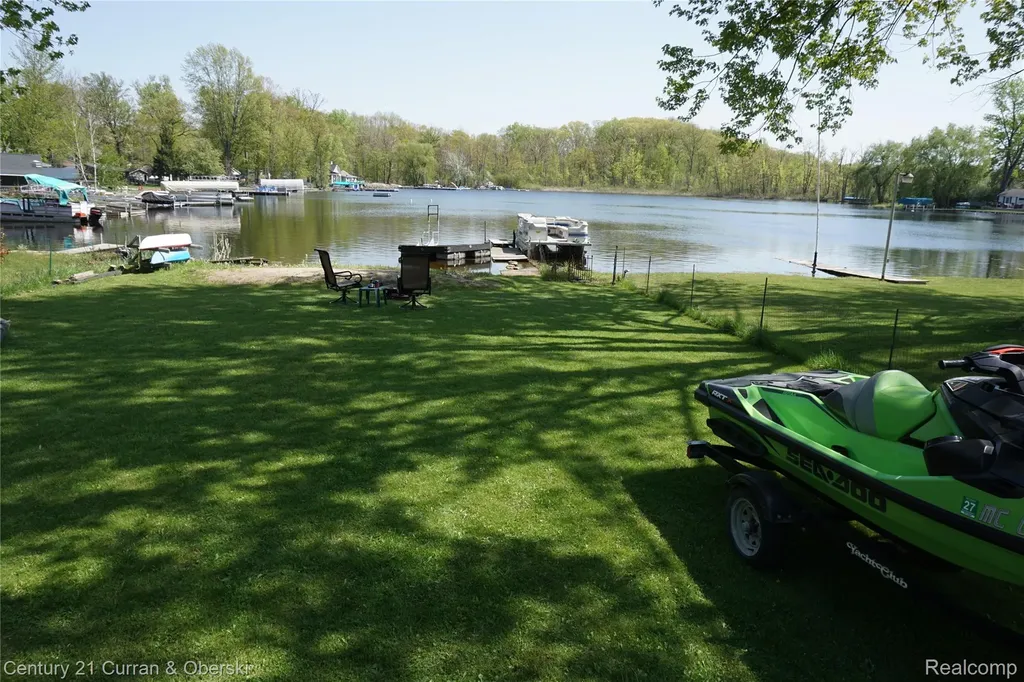 11853 Patterson Lake Drive Unadilla Township MI 48169