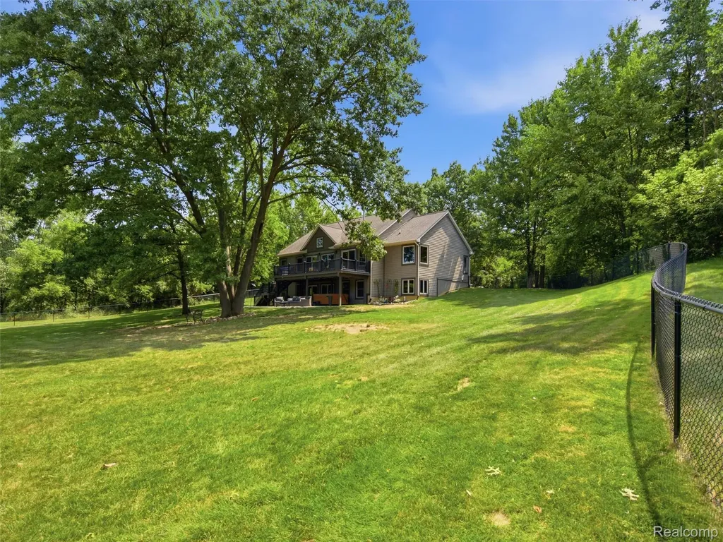 7055 Randall Drive Deerfield Township MI 48430
