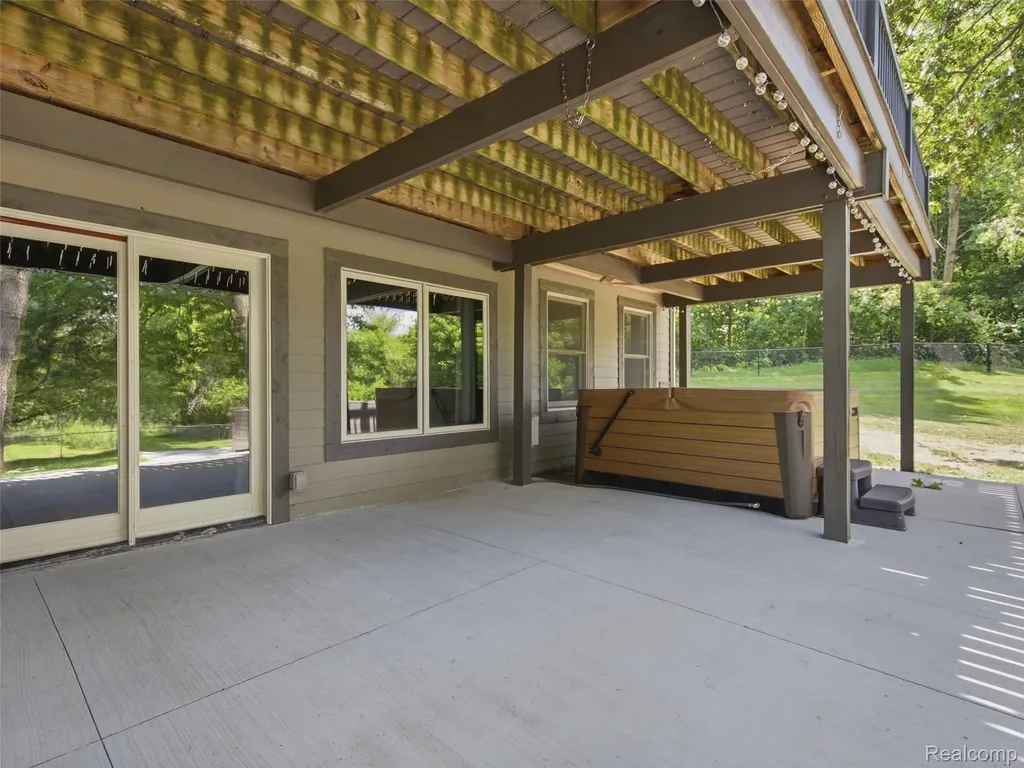 7055 Randall Drive Deerfield Township MI 48430