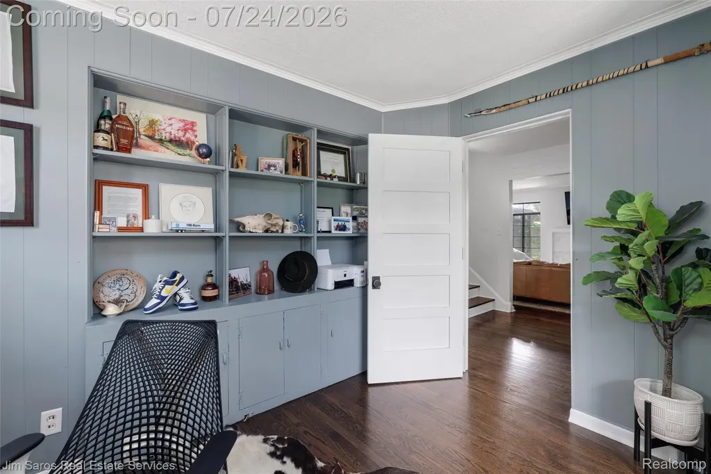 757 Middlesex Road Grosse Pointe Park City MI 48230