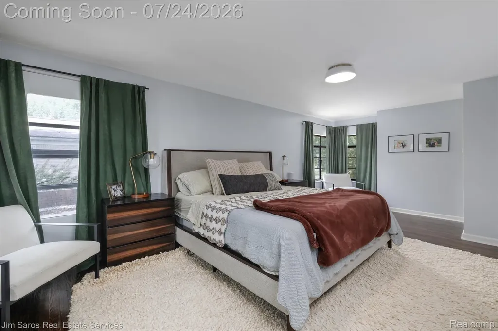 757 Middlesex Road Grosse Pointe Park City MI 48230