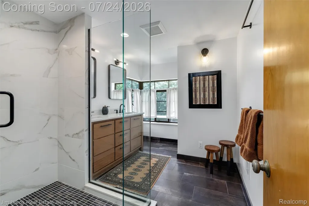 757 Middlesex Road Grosse Pointe Park City MI 48230