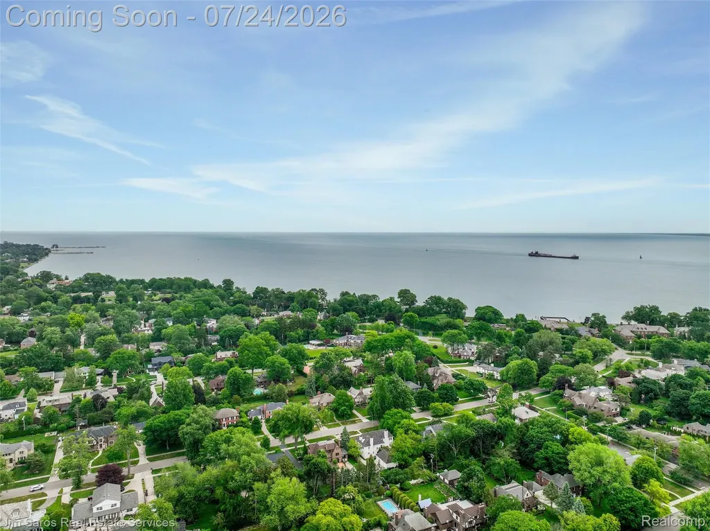 757 Middlesex Road Grosse Pointe Park City MI 48230