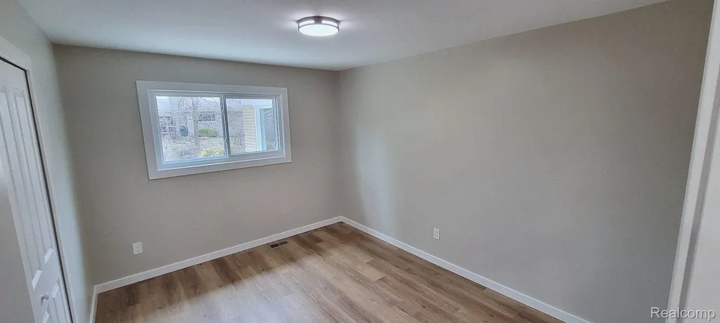 39284 Sunderland Drive Clinton Charter Township MI 48038