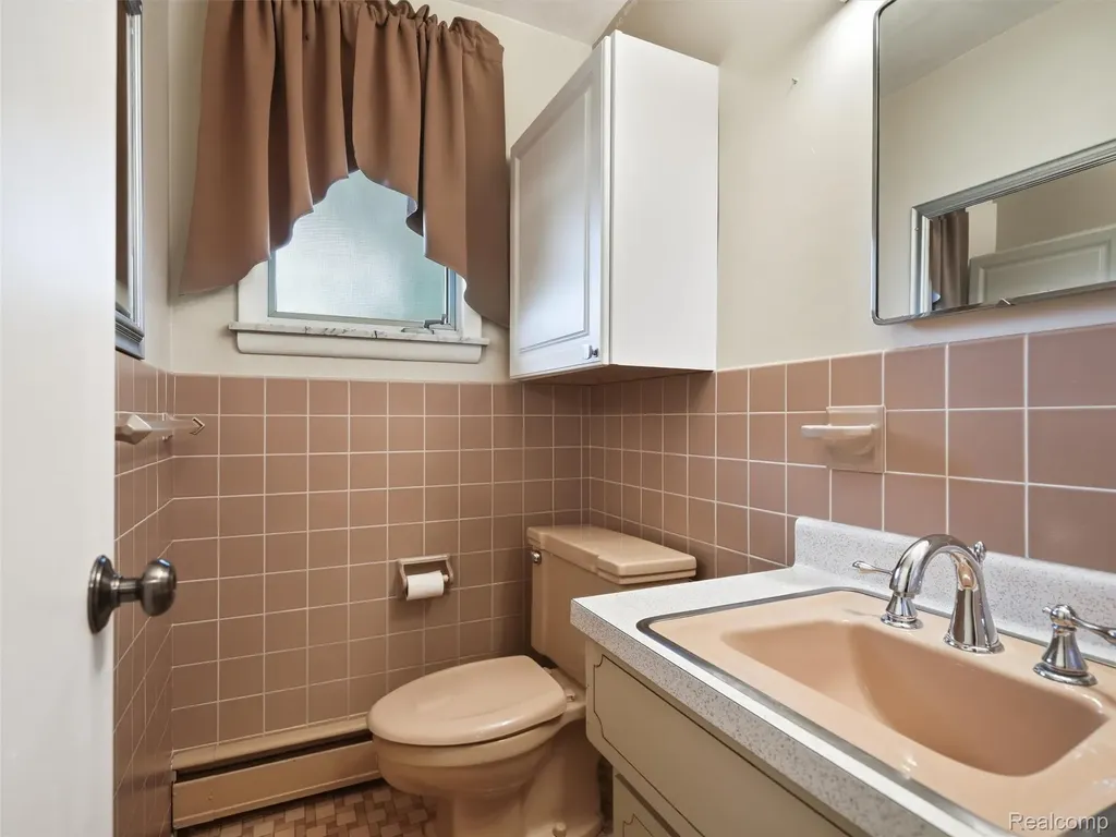 240 E Huron River Drive Belleville City MI 48111