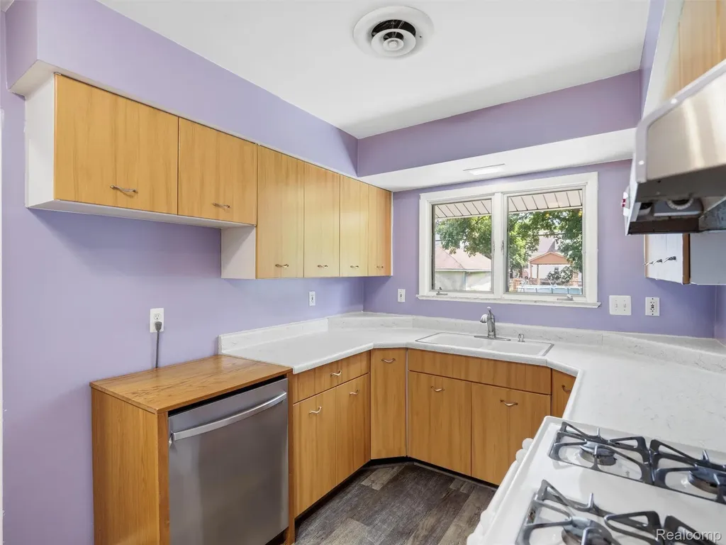 240 E Huron River Drive Belleville City MI 48111