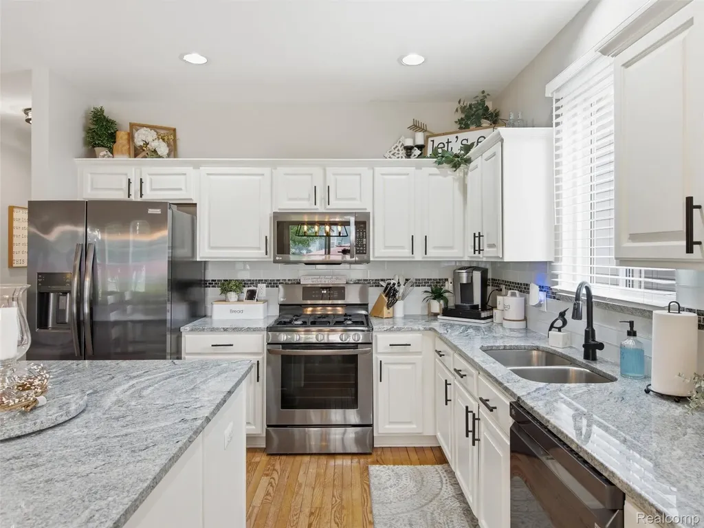 57164 Tanglewood Street New Haven Village MI 48048