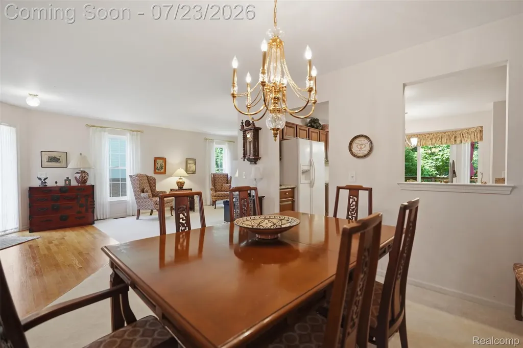 668 Shady Maple Drive Wixom City MI 48393