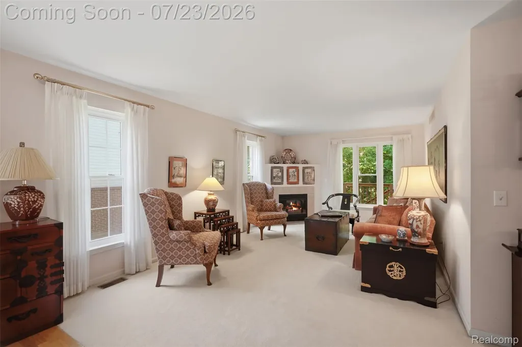 668 Shady Maple Drive Wixom City MI 48393