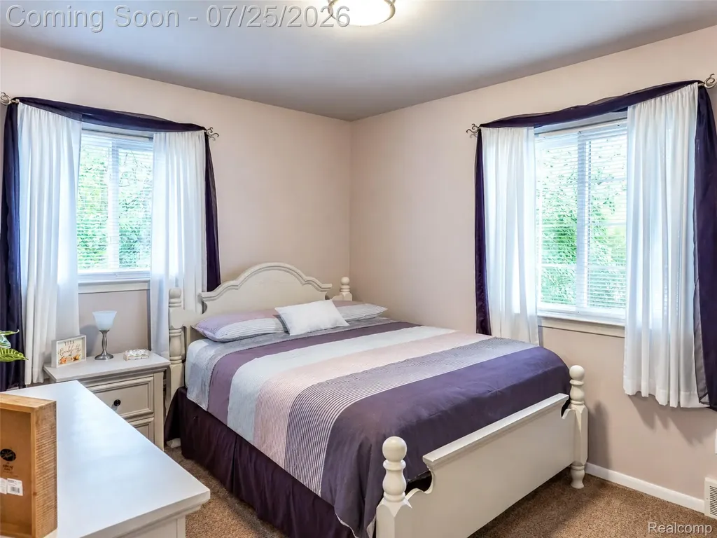 31921 Nottingwood Street Farmington Hills City MI 48334