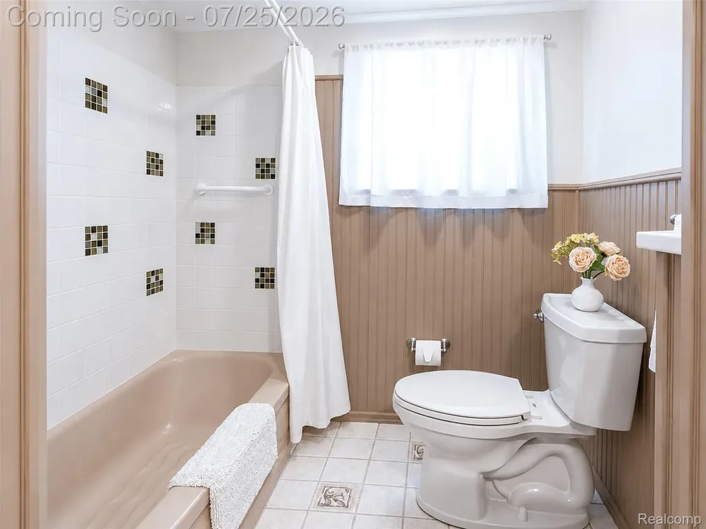 31921 Nottingwood Street Farmington Hills City MI 48334