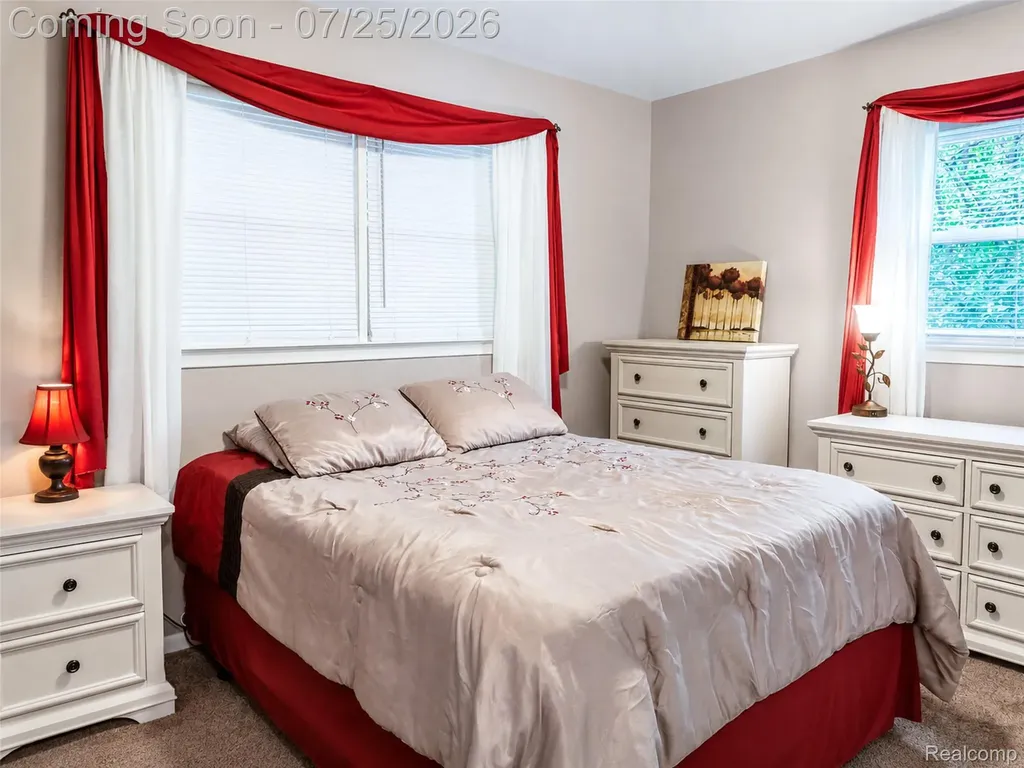 31921 Nottingwood Street Farmington Hills City MI 48334