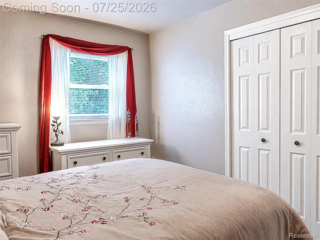 31921 Nottingwood Street Farmington Hills City MI 48334