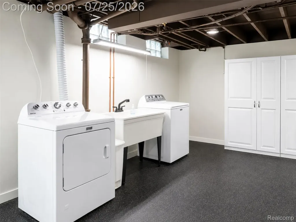 31921 Nottingwood Street Farmington Hills City MI 48334