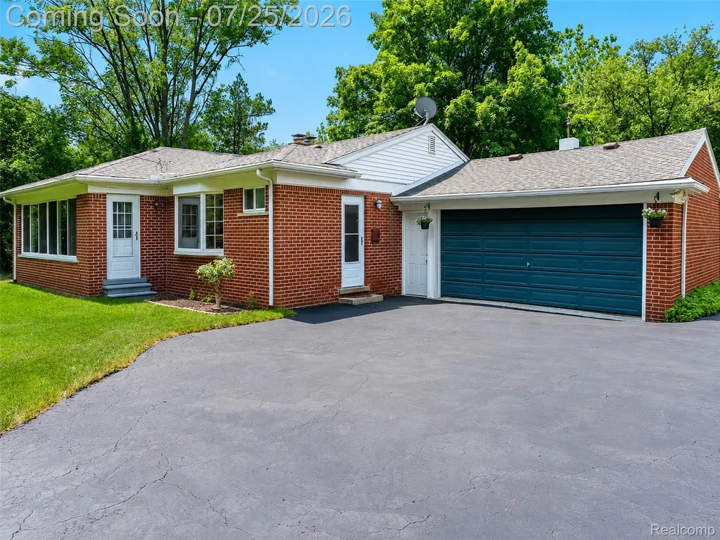 31921 Nottingwood Street Farmington Hills City MI 48334