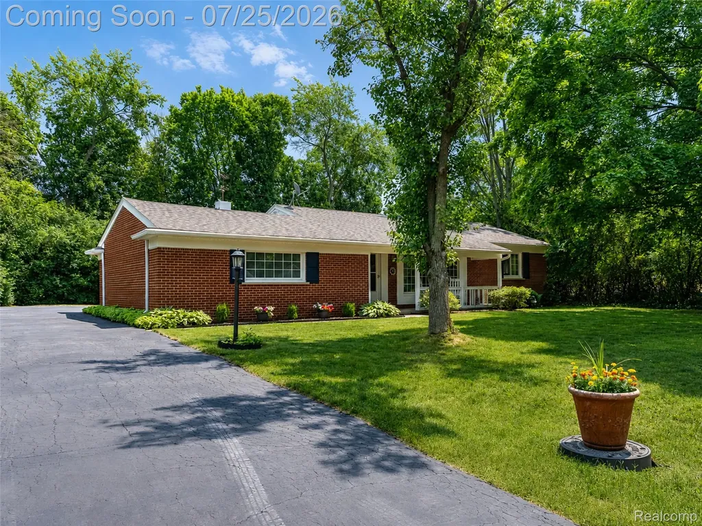 31921 Nottingwood Street Farmington Hills City MI 48334