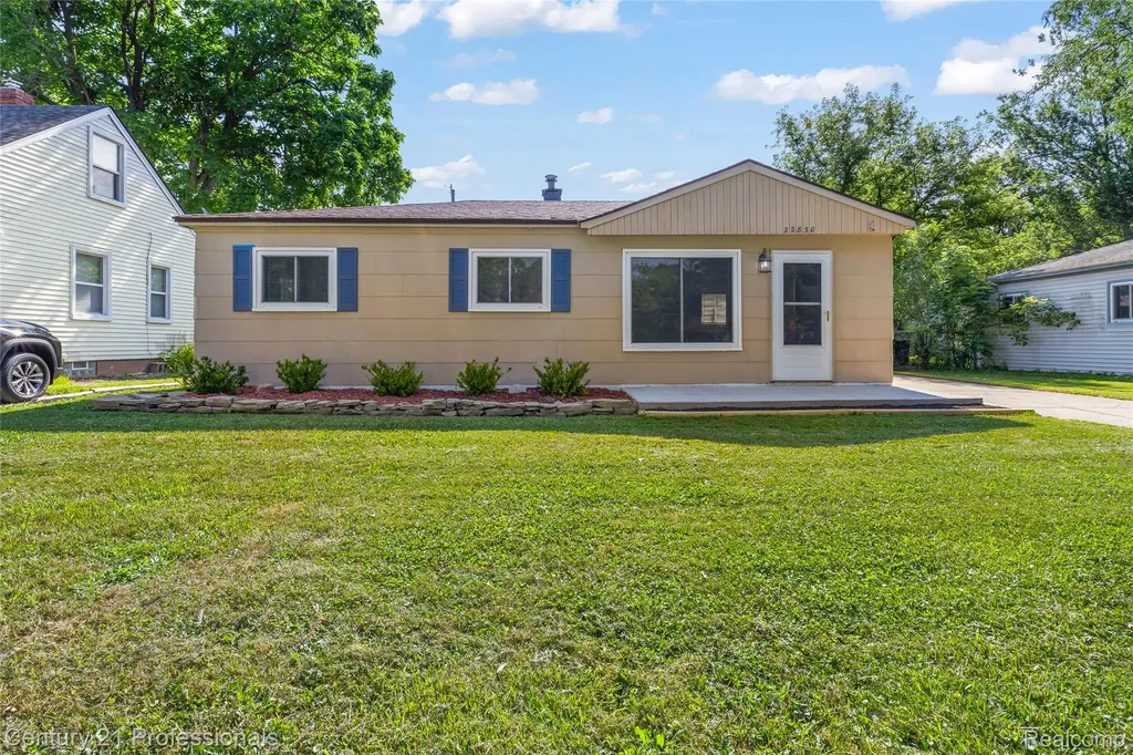 22830 Colgate Street Farmington Hills City MI 48336