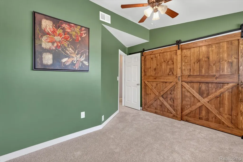 1434 Petts Road Fenton Charter Township MI 48430